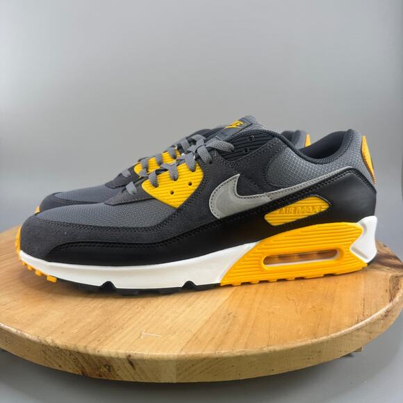 Nike Air Max 90 Men's Size 16 Shoes University Gold Cool Grey DM0029-008 NEW - Picture 3 of 9
